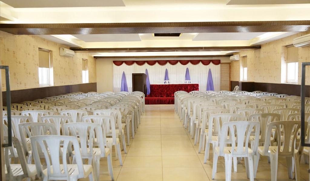 קוימבטור Hotel Spr Inn מראה חיצוני תמונה